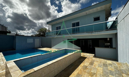 Casas em Vila Oliveira - Mogi das Cruzes