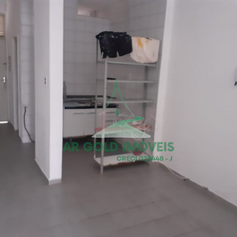 Kitnet à venda em Santa Cecília | 1 dormitório | 42m² | Próx. Metrô | Portaria 24h