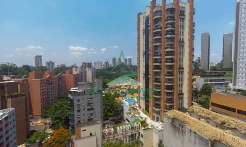 Alto Padrão e Localização Privilegiada – Oportunidade no Condomínio Bois de Boulogne