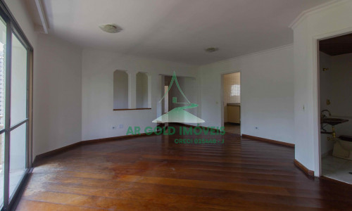 Alto Padrão e Localização Privilegiada – Oportunidade no Condomínio Bois de Boulogne