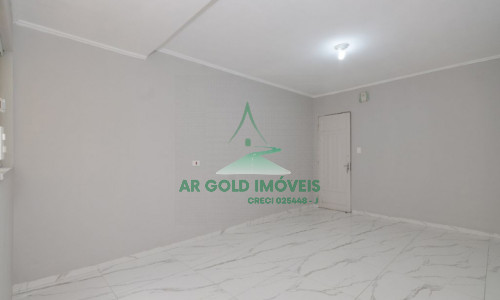 Casa comercial à venda em Santana | 125m² | 6 salas | Pronta para uso | Ao lado do Metrô