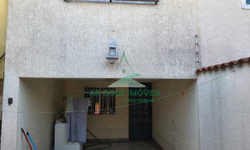 Sobrado à venda na Vila Califórnia | 3 dormitórios | 220m² | 4 vagas | Área gourmet