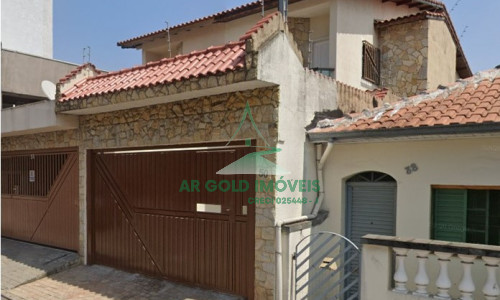 Sobrado à venda na Vila Califórnia | 3 dormitórios | 220m² | 4 vagas | Área gourmet