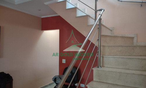 Sobrado à venda na Vila Califórnia | 3 dormitórios | 220m² | 4 vagas | Área gourmet