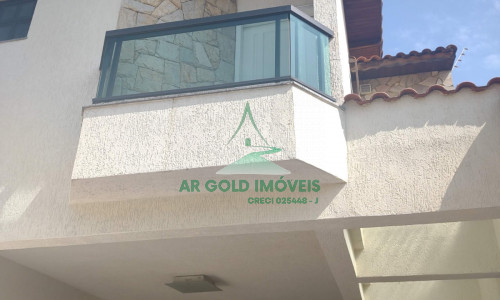 Sobrado à venda na Vila Califórnia | 3 dormitórios | 220m² | 4 vagas | Área gourmet