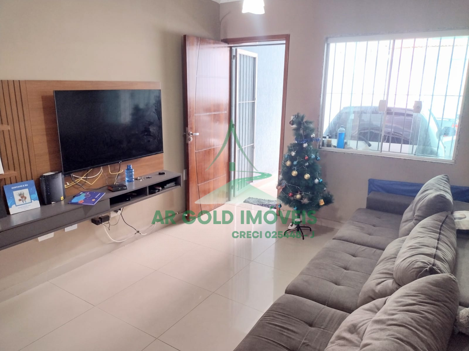 Sobrado à venda no Parque Boturussu | 3 dormitórios | 110m² | 2 vagas | Churrasqueira