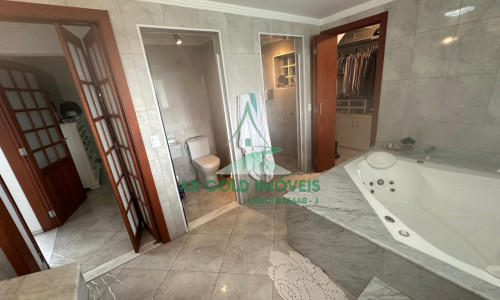 Oportunidade Única: Sobrado, Escritório e Casa de Luxo à Venda | Carandiru, Centro e Mangaratiba