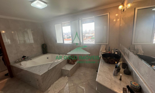 Oportunidade Única: Sobrado, Escritório e Casa de Luxo à Venda | Carandiru, Centro e Mangaratiba