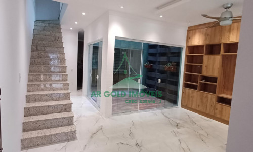 Imóvel misto à venda | Residencial e comercial | 3 dormitórios | Piscina | Loja integrada