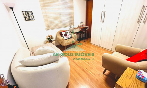 Sobrado à venda no Tatuapé | 3 suítes | 5 vagas | Mobiliado | Próx. Metrô, Shoppings