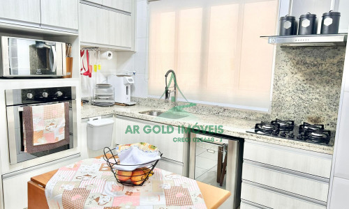 Sobrado à venda no Tatuapé | 3 suítes | 5 vagas | Mobiliado | Próx. Metrô, Shoppings