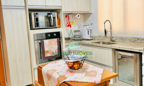 Sobrado à venda no Tatuapé | 3 suítes | 5 vagas | Mobiliado | Próx. Metrô, Shoppings