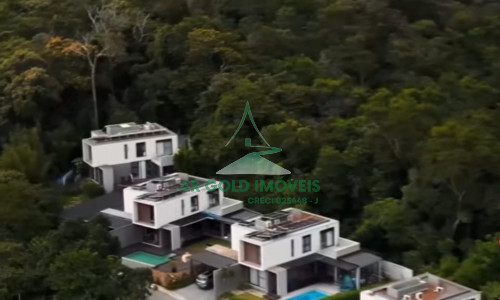 Casa de alto padrão à venda em Atibaia | Condomínio La Reserva | 4 suítes | Vista Pedra Grande