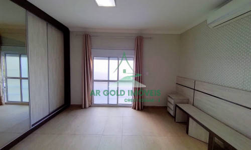 Casa moderna à venda ou locação no Ipiranga | 2 suítes | 2 vagas | 400m do Metrô Sacomã