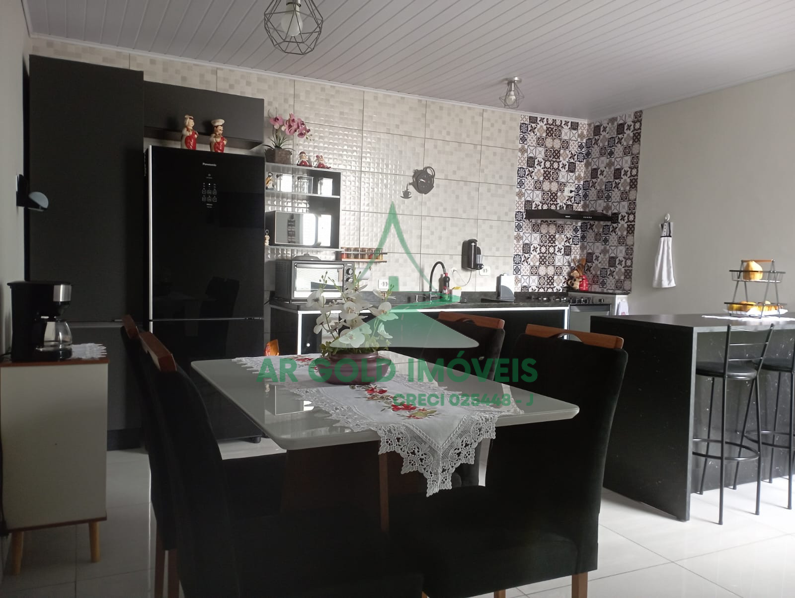 Sobrado à venda no Sítio Conceição | 100m² | 3 dorm | 1 vaga | Potencial de renda