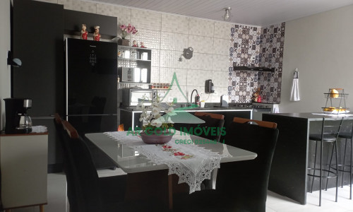 Sobrado à venda no Sítio Conceição | 100m² | 3 dorm | 1 vaga | Potencial de renda