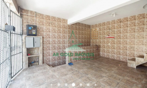 Casa à venda na Penha | 100m² | 2 dormitórios | Churrasqueira | Próx. Shopping e Metrô