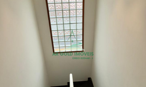 Sobrado à venda no Jd. N. Sra. do Carmo | 163m² | 2 suítes | Churrasqueira | 2 vagas