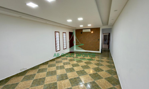 Sobrado à venda no Jd. N. Sra. do Carmo | 163m² | 2 suítes | Churrasqueira | 2 vagas