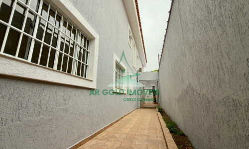 Sobrado à venda no Jd. N. Sra. do Carmo | 163m² | 2 suítes | Churrasqueira | 2 vagas