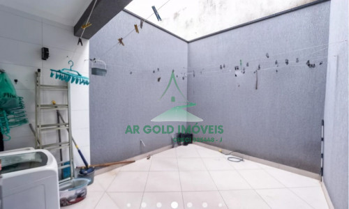 Sobrado à venda no Jardim Nordeste | 112m² | 3 dormitórios | 2 vagas | Praça Santa Quitéria