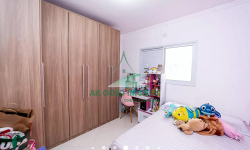 Sobrado à venda no Jardim Nordeste | 112m² | 3 dormitórios | 2 vagas | Praça Santa Quitéria