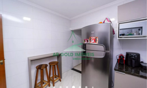 Sobrado à venda no Jardim Nordeste | 112m² | 3 dormitórios | 2 vagas | Praça Santa Quitéria