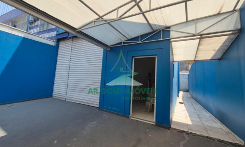 Galpão à venda na Vila Prudente | 460m² construídos | Trifásico | Acesso para caminhões