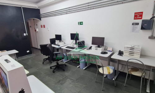 Imóvel comercial corporativo à venda em Santana | 3 pavimentos | Renda ativa | Próx. Metrô