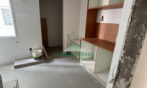 Apartamento à venda em Perdizes | 97,5 m² | 3 dormitórios (1 suíte) | 1 vaga | reforma impecável