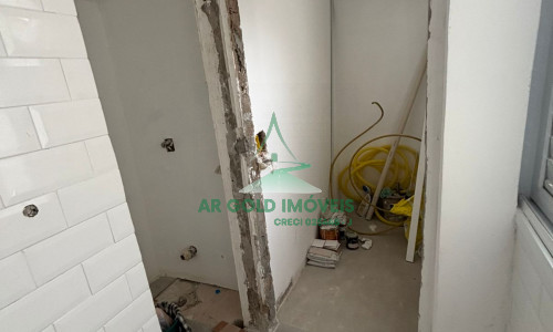 Apartamento à venda em Perdizes | 97,5 m² | 3 dormitórios (1 suíte) | 1 vaga | reforma impecável
