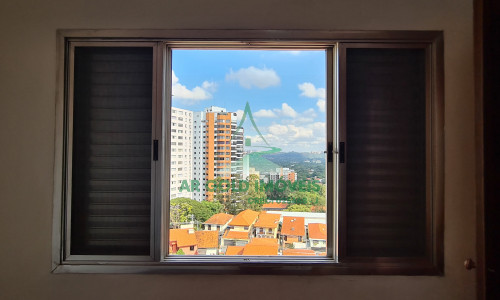 Casa à venda ou locação no Alto de Pinheiros | 231m² | 2 dormitórios | 2 vagas