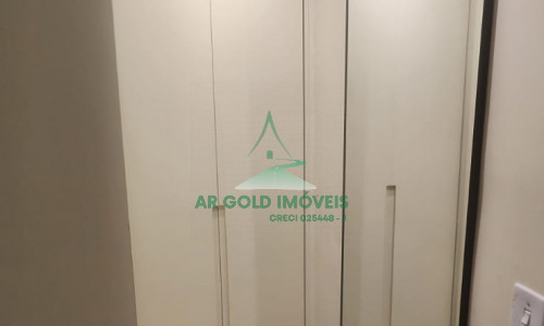 Apartamento à venda na Zona Oeste | 45m² | 1 dormitório | Varanda | Decorado