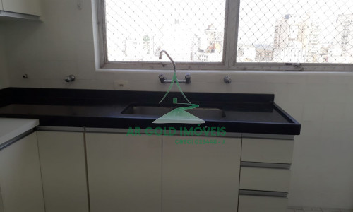 Apartamento à venda em Pinheiros | 160m² | Varanda | 3 banheiros + lavabo | 2 vagas