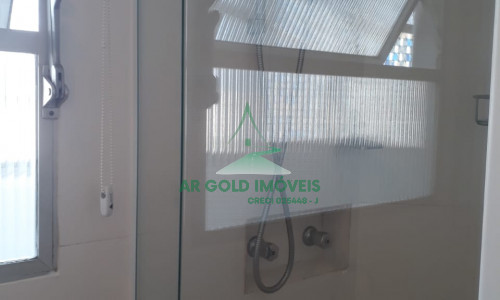 Apartamento à venda em Pinheiros | 160m² | Varanda | 3 banheiros + lavabo | 2 vagas