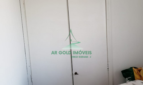 Apartamento à venda em Pinheiros | 160m² | Varanda | 3 banheiros + lavabo | 2 vagas