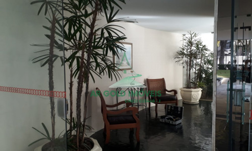 Apartamento à venda em Pinheiros | 160m² | Varanda | 3 banheiros + lavabo | 2 vagas