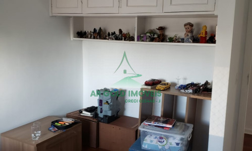 Apartamento à venda em Pinheiros | 160m² | Varanda | 3 banheiros + lavabo | 2 vagas