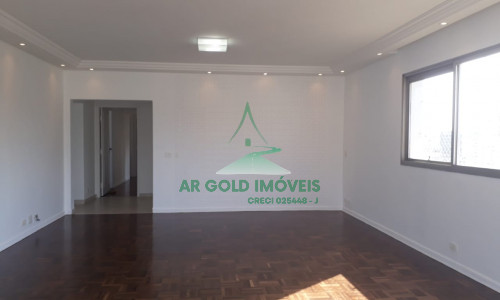 Apartamento à venda em Pinheiros | 160m² | Varanda | 3 banheiros + lavabo | 2 vagas