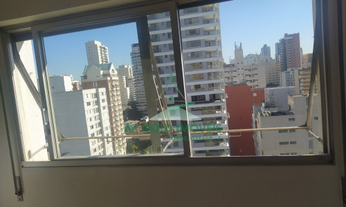 Apartamento à venda em Pinheiros | 160m² | Varanda | 3 banheiros + lavabo | 2 vagas