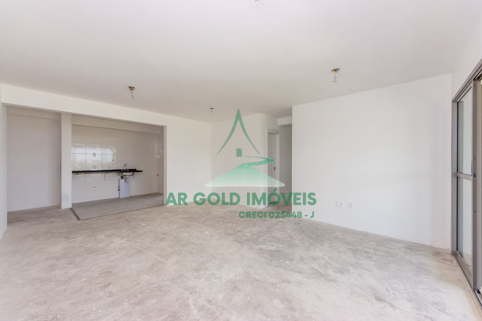 Apartamento à venda no City América | 106m² | 3 dormitórios (1 suíte) | Varanda gourmet | 2 vagas