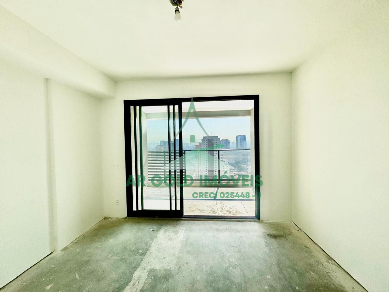 Studio à venda em Perdizes | 28,8 m² | Varanda | Lazer completo | Vista Allianz Parque