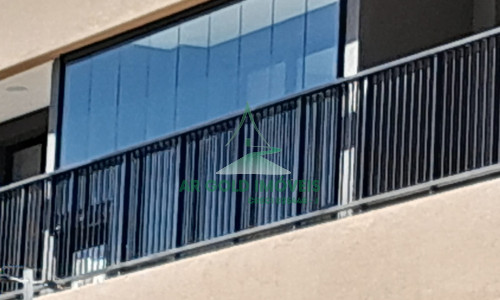 Sala comercial para locação no Butantã | 29,3m² | Varanda envidraçada | Rua Eng. Bianor