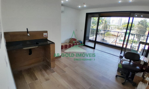 Sala comercial para locação no Butantã | 29,3m² | Varanda envidraçada | Rua Eng. Bianor