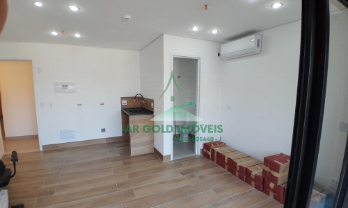 Sala comercial para locação no Butantã | 29,3m² | Varanda envidraçada | Rua Eng. Bianor