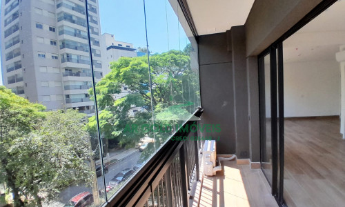 Sala comercial dupla para locação no Butantã | 61m² | Varandas grandes | Rua Eng. Bianor