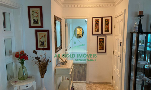 Apartamento de alto padrão à venda no Pacaembu | 230m² | 3 suítes | 4 vagas | Rua Traipu