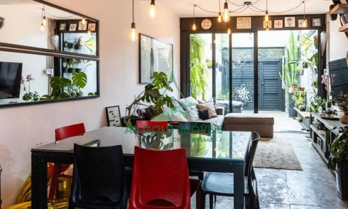 Casa à venda na Lapa | 3 dormitórios | 1 vaga | Quintal e churrasqueira | Próx. CPTM