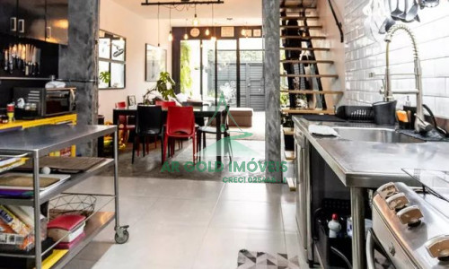 Casa à venda na Lapa | 3 dormitórios | 1 vaga | Quintal e churrasqueira | Próx. CPTM