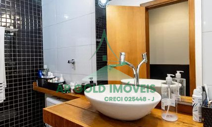 Casa à venda na Lapa | 3 dormitórios | 1 vaga | Quintal e churrasqueira | Próx. CPTM